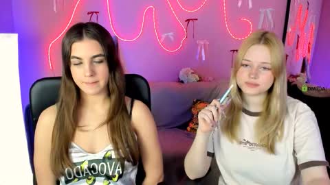 Snapshot of lina_fox12 chatting on 03-25-26, 01:28 lina_fox12 online show from 03-25-26, 01:28