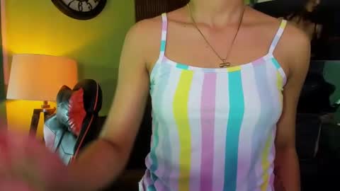 Snapshot of lina_kl chatting on 09-12-25, 04:01 lina_kl online show from 09-12-25, 04:01