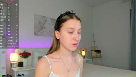 lina_massey online show from 05-01-26, 01:43