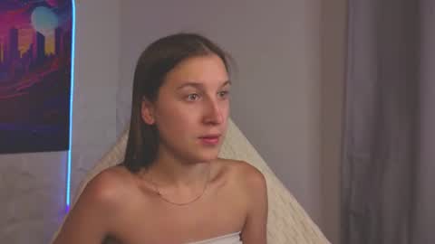lina_massey online show from 06-21-26, 12:02