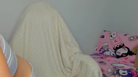 lina_massey online show from 06-30-26, 12:33