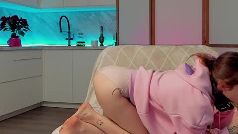 Lina -  online show from 12-04-24, 12:14