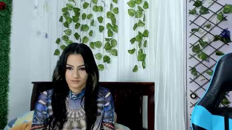 paola online show from 02-20-25, 01:36