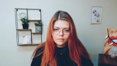 Snapshot of lina_ri chatting on 10-23-25, 04:50 lina_ri online show from 10-23-25, 04:50