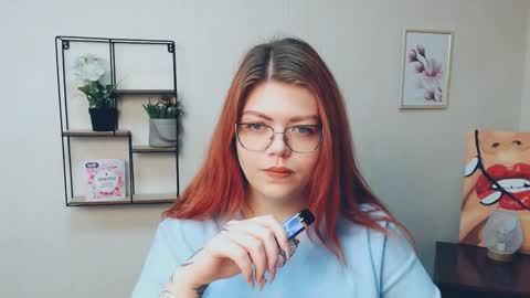 Snapshot of lina_ri chatting on 10-26-25, 09:04 lina_ri online show from 10-26-25, 09:04