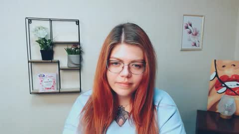 Snapshot of lina_ri chatting on 10-26-25, 09:10 lina_ri online show from 10-26-25, 09:10