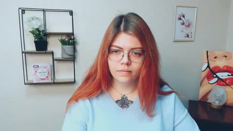 Snapshot of lina_ri chatting on 10-29-25, 10:17 lina_ri online show from 10-29-25, 10:17