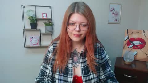 Snapshot of lina_ri chatting on 11-18-25, 04:44 lina_ri online show from 11-18-25, 04:44
