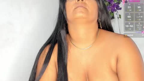 Snapshot of lina_sanchezih chatting on 12-14-24, 06:41 LINA SANCHEZ online show from 12-14-24, 06:41