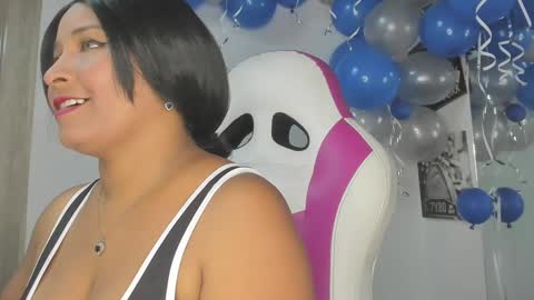 Snapshot of lina_sanchezih chatting on 01-21-25, 05:09 LINA SANCHEZ online show from 01-21-25, 05:09