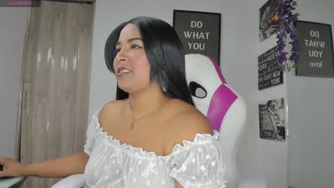 Snapshot of lina_sanchezih chatting on 01-31-25, 02:49 LINA SANCHEZ online show from 01-31-25, 02:49