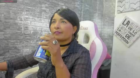 LINA SANCHEZ online show from 06-06-26, 09:41