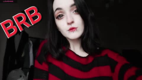 Snapshot of lina_tyaan chatting on 12-11-24, 09:09 Lina 3 1715622743 online show from 12-11-24, 09:09