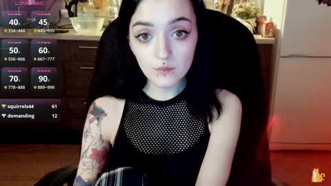 Snapshot of lina_tyaan chatting on 01-04-25, 06:19 Lina 3 1715622743 online show from 01-04-25, 06:19