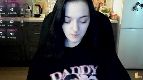 Snapshot of lina_tyaan chatting on 01-09-25, 08:34 Lina 3 1715622743 online show from 01-09-25, 08:34