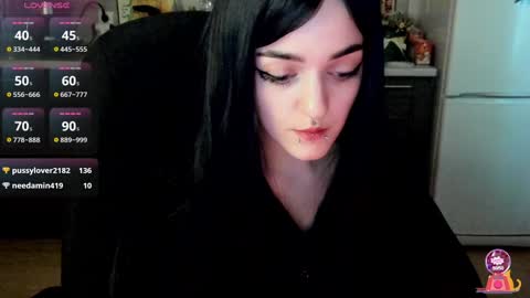 Snapshot of lina_tyaan chatting on 01-17-25, 11:38 Lina 3 1715622743 online show from 01-17-25, 11:38