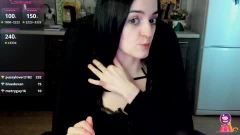 Snapshot of lina_tyaan chatting on 01-21-25, 10:41 Lina 3 1715622743 online show from 01-21-25, 10:41