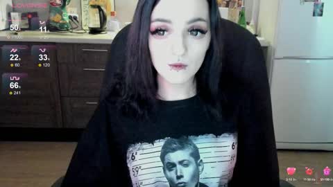 Snapshot of lina_tyaan chatting on 09-16-25, 07:31 Lina 3 1715622743 online show from 09-16-25, 07:31