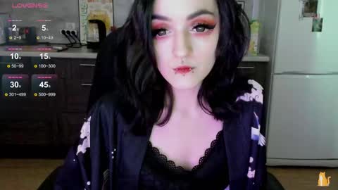 Snapshot of lina_tyaan chatting on 09-19-25, 06:59 Lina 3 1715622743 online show from 09-19-25, 06:59