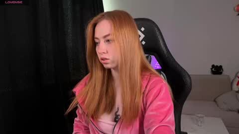 lina online show from 09-27-25, 11:04