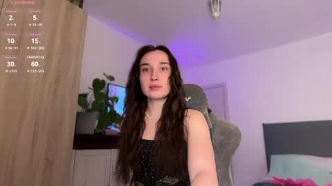 Lina online show from 04-18-26, 06:12