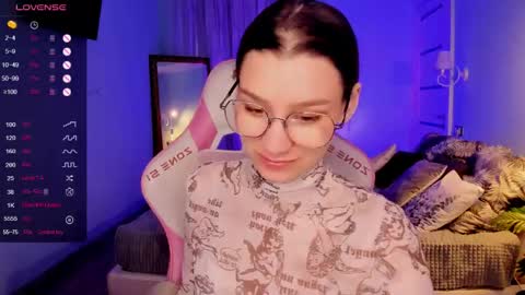 Lina online show from 05-11-26, 06:08