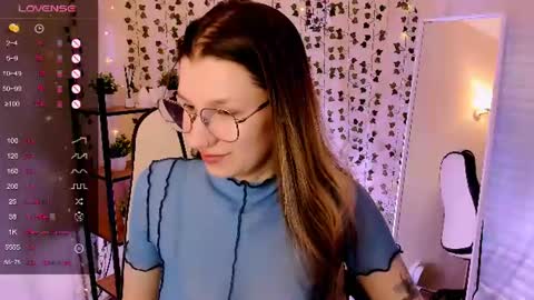 Lina online show from 06-12-26, 02:10