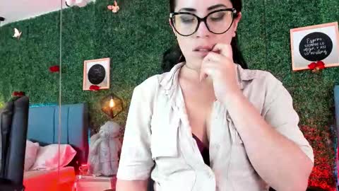 Lina  online show from 02-27-26, 11:43