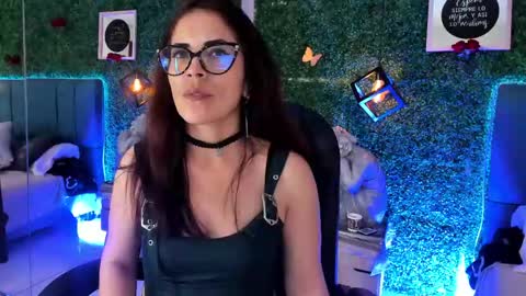 Lina  online show from 04-30-26, 11:27