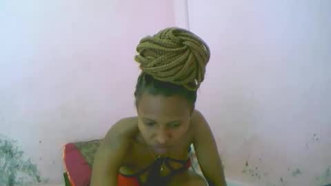 linah1123 online show from 04-30-26, 06:47