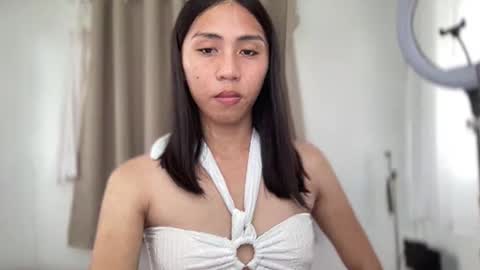 Snapshot of linaslayer chatting on 03-12-26, 02:50 Lexi online show from 03-12-26, 02:50