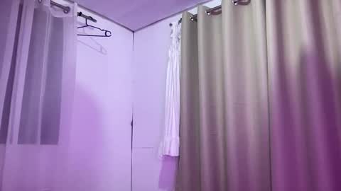 Snapshot of linaslayer chatting on 03-19-26, 06:23 Lexi online show from 03-19-26, 06:23