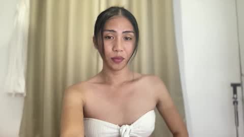 Snapshot of linaslayer chatting on 03-24-26, 02:55 Lexi online show from 03-24-26, 02:55