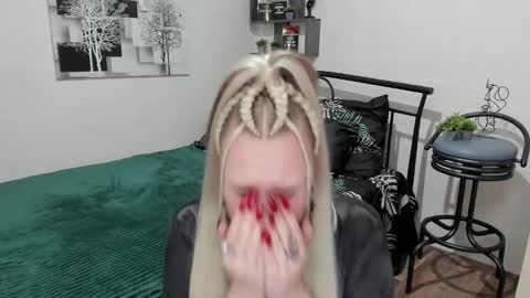 Snapshot of linatruly chatting on 02-21-25, 09:43 Lina online show from 02-21-25, 09:43