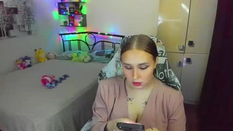 Lina online show from 05-15-26, 09:33
