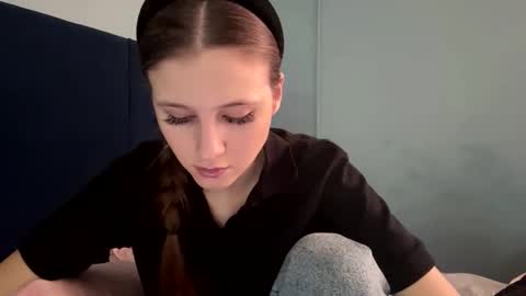 Lina online show from 02-09-26, 09:35