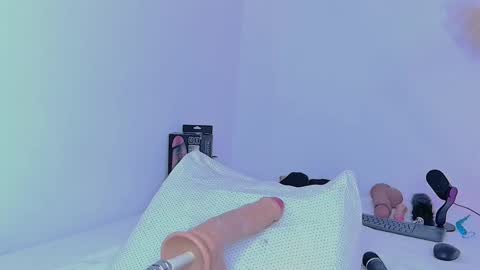 LINAY And VALENTINA - INSTAGRAM LINAY MVP online show from 03-05-25, 04:35