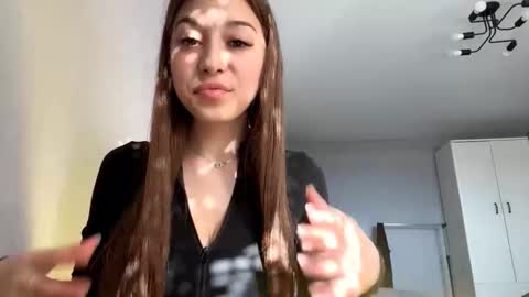 Elin online show from 09-14-25, 11:20