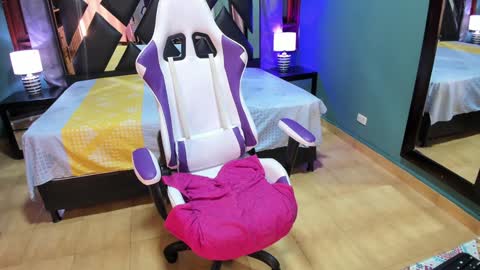  Linda  online show from 01-25-25, 12:27