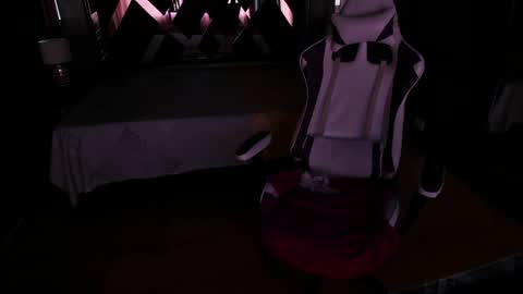  Linda  online show from 01-27-25, 09:11