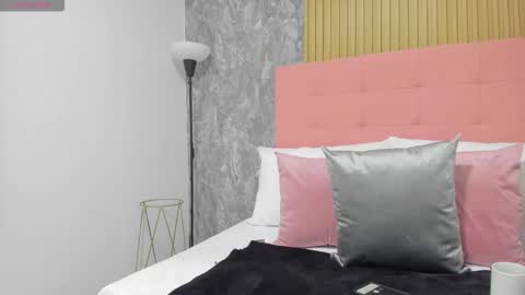 Snapshot of linda_cabal chatting on 10-16-25, 10:55 linda cabal online show from 10-16-25, 10:55