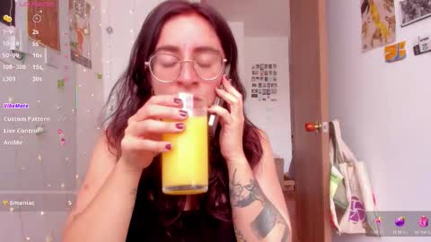 Giggles  online show from 10-15-25, 02:06