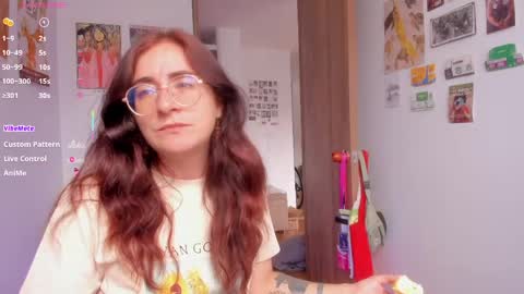 Giggles  online show from 05-13-26, 01:30