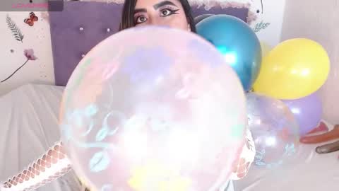 Snapshot of linda_jay_ chatting on 05-30-26, 03:14 Linda online show from 05-30-26, 03:14
