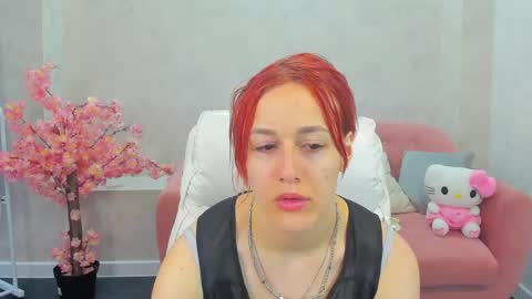 Snapshot of linda_jonys chatting on 04-16-26, 09:32 Linda online show from 04-16-26, 09:32