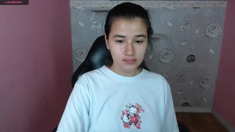 Linda  online show from 12-09-24, 03:44