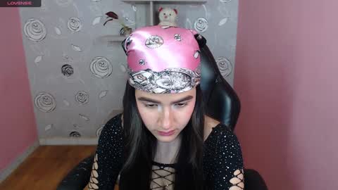 Linda  online show from 12-12-24, 05:37