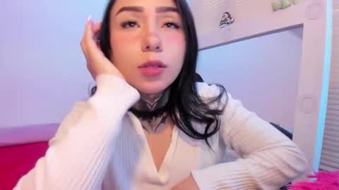 Lindaa maria  online show from 10-05-25, 07:23