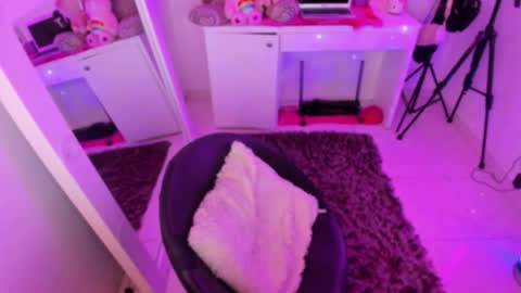 Lindaa maria  online show from 10-26-25, 03:56