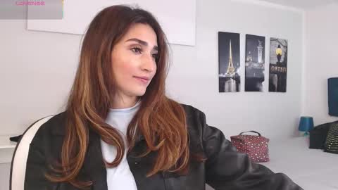 Maria Paula online show from 03-12-26, 12:11